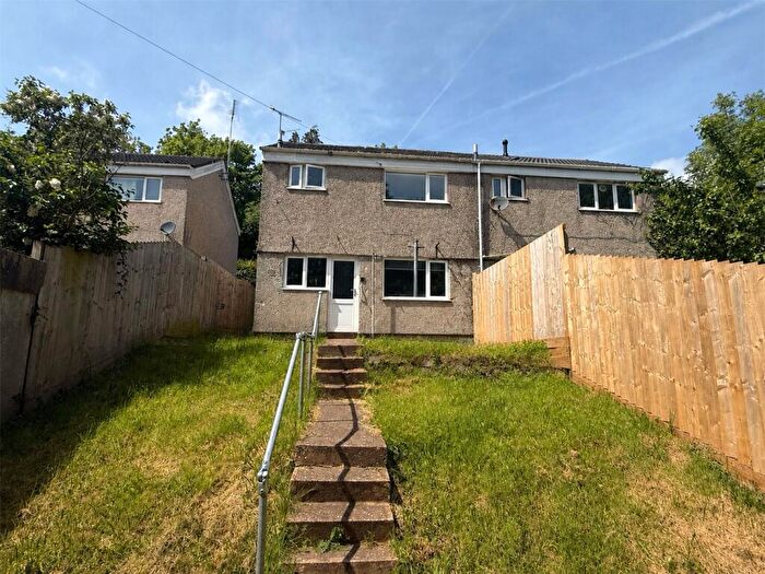 2 Bedroom Semi-Detached House To Rent In Palmerston Park, Tiverton, Devon, EX16