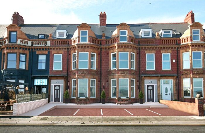 2 Bedroom Apartment For Sale In East Parade, Whitley Bay, NE26