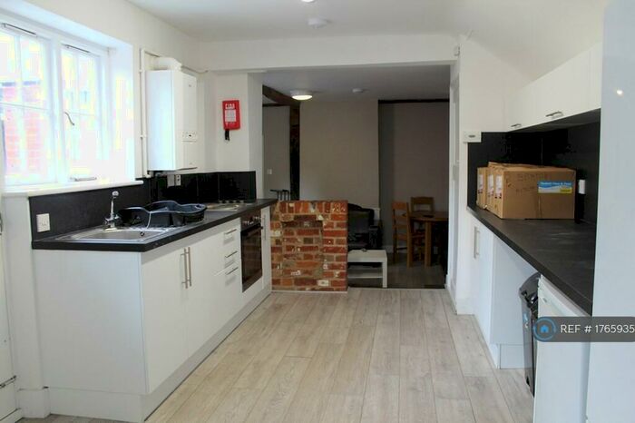 4 Bedroom Terraced House To Rent In St. Dunstans Street, Canterbury, CT2