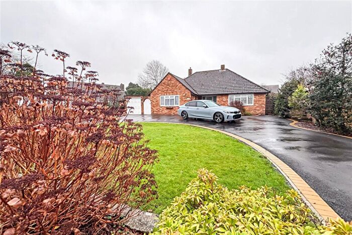 2 Bedroom Bungalow For Sale In Crossmead Avenue, New Milton, Hampshire, BH25