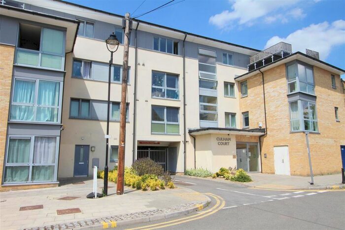 1 Bedroom Flat To Rent In Culham Court, Uxbridge, UB8