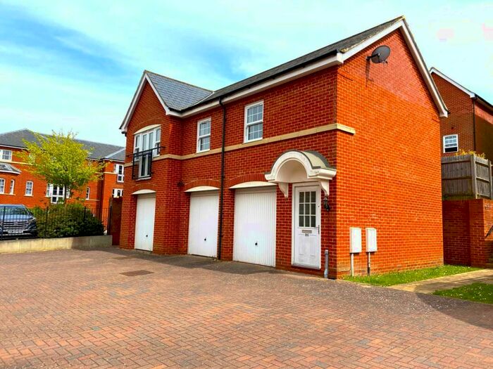 2 Bedroom Coach House To Rent In George Roche Road, Canterbury, CT1