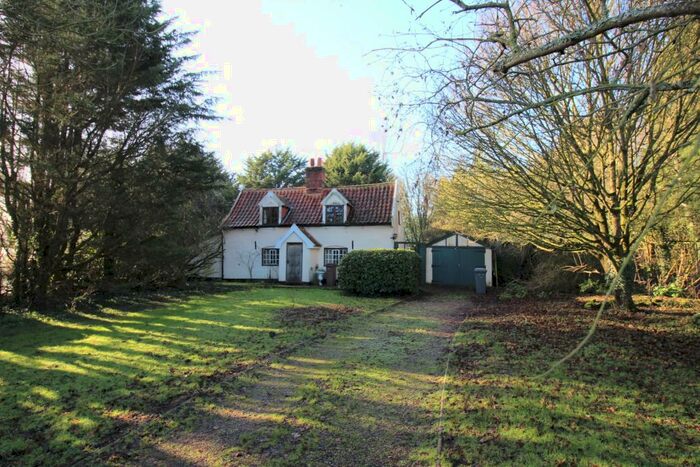 3 Bedroom Detached House For Sale In Rose Cottage, Linstead Road, Huntingfield, Halesworth, Suffolk, IP19