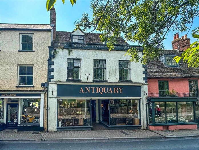 3 Bedroom Flat To Rent In Malmesbury, SN16
