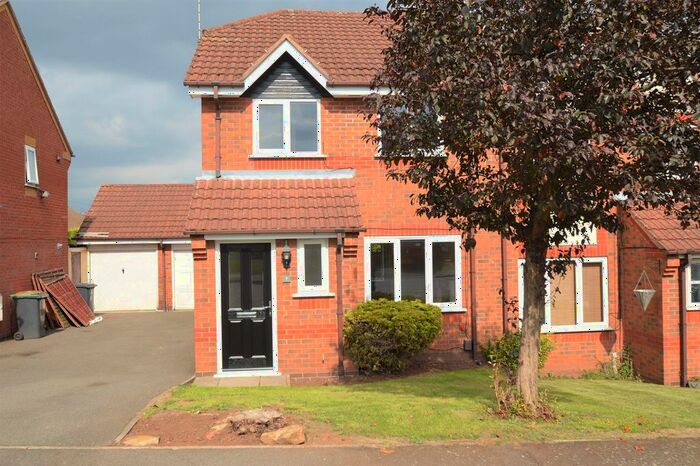 3 Bedroom Semi-Detached House To Rent In Hammersmith Close, Nuthall, Nottingham, NG16