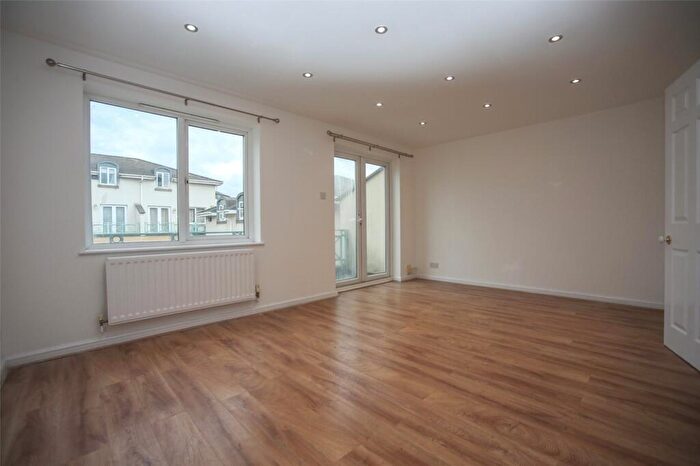 4 Bedroom Terraced House To Rent In Sheldons Court, Winchcombe Street, Cheltenham, Gloucestershire, GL52