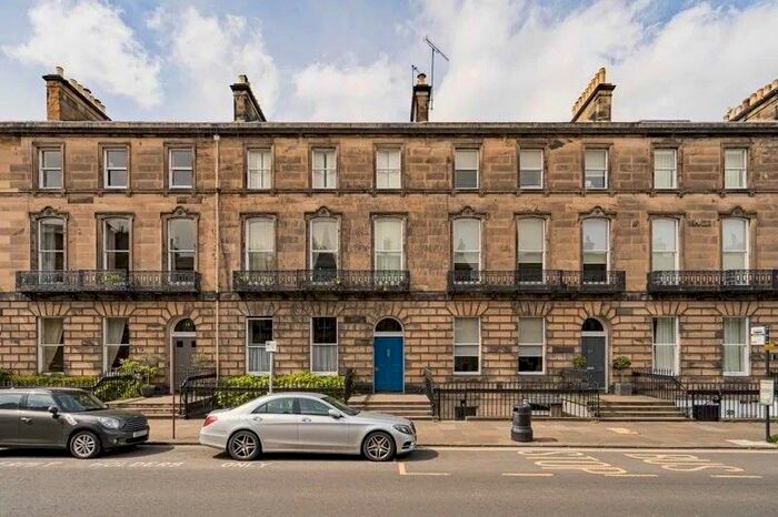 2 Bedroom Flat To Rent In Chester Street, West End, Edinburgh, EH3