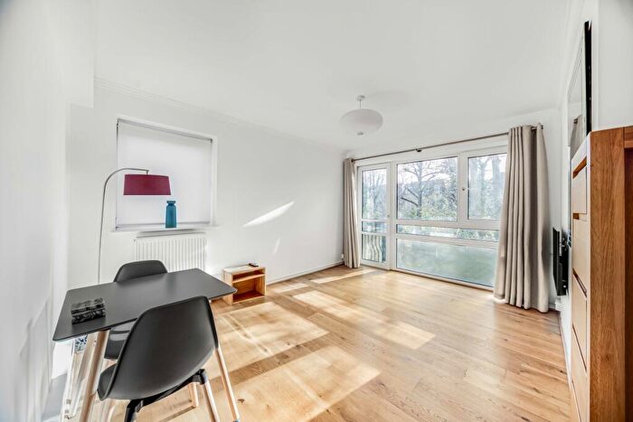 1 Bedroom Flat To Rent In Boundary Road, London, NW8