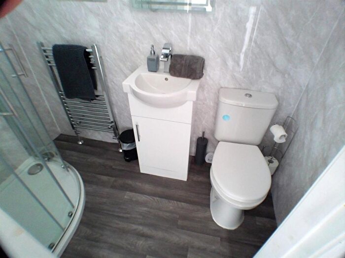 1 Bedroom Flat To Rent In Mersey Road, Blackpool, FY4