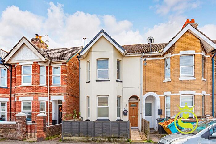 2 Bedroom End Of Terrace House For Sale In Florence Road, Poole, BH14