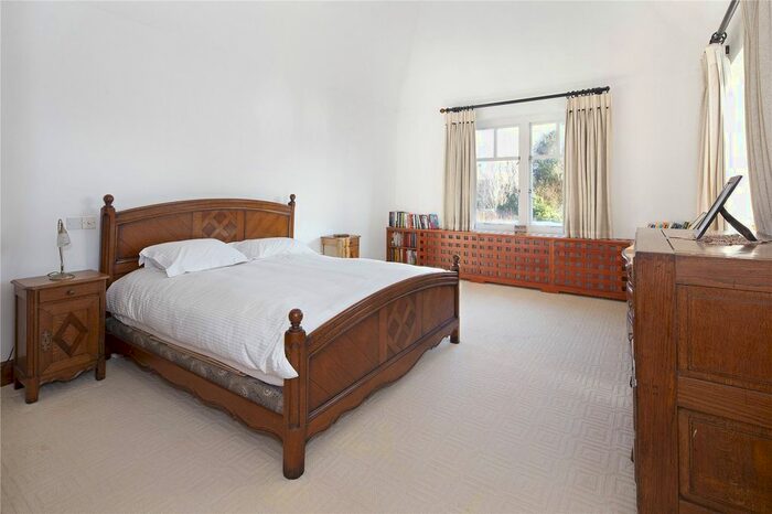 6 Bedroom Detached House For Sale In Charlbury Road, Oxford OX2