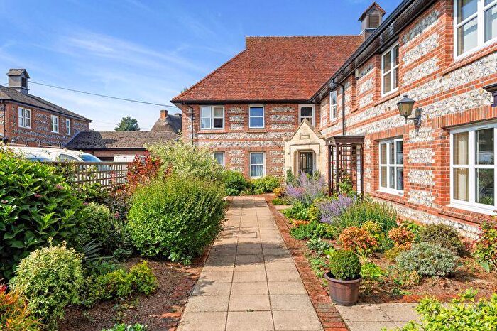 2 Bedroom Flat For Sale In Winterbourne Earls, Salisbury, SP4
