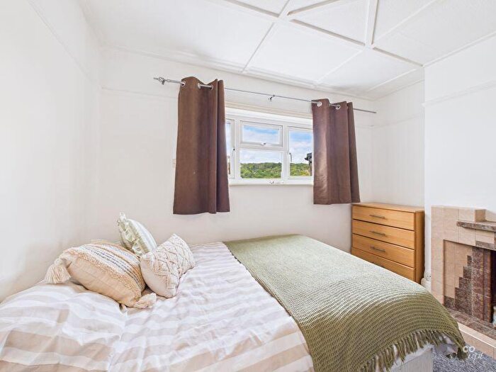 6 Bedroom Semi-Detached House To Rent In Widdicombe Way, Brighton, BN2