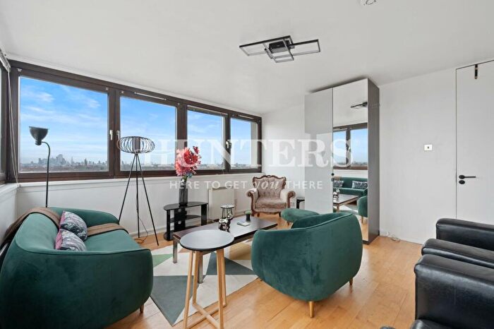 4 Bedroom Apartment To Rent In Bethune Road, London, N16