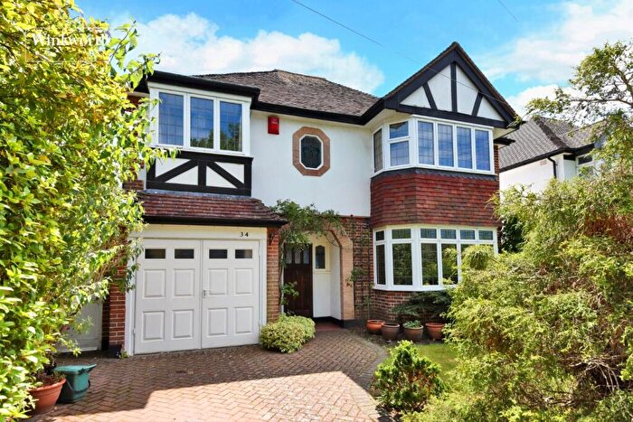 4 Bedroom Detached House For Sale In Nonsuch Walk, Cheam, Sutton, Surrey, SM2
