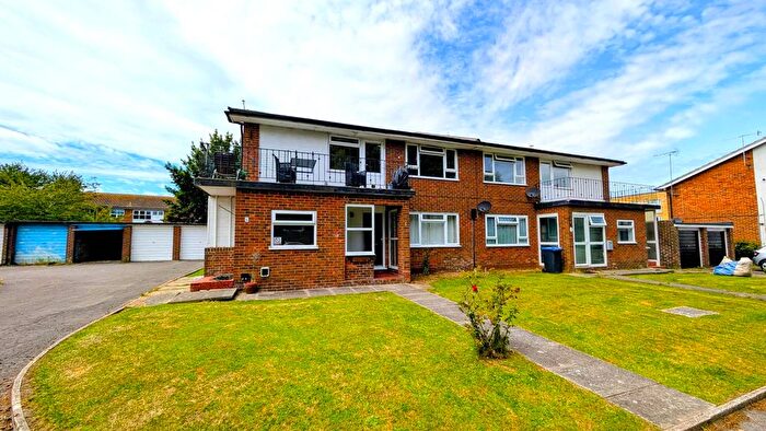 2 Bedroom Flat To Rent In Goring Street, Worthing, BN12