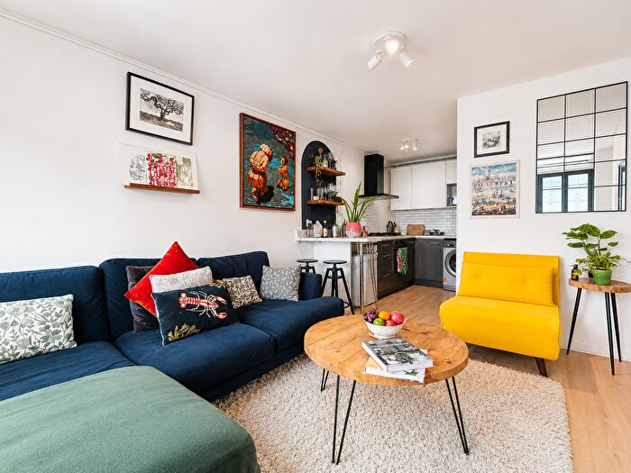 1 Bedroom Flat To Rent In Bampton Road, Forest Hill, SE23