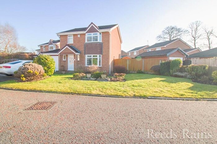 3 Bedroom Detached House For Sale In Welshampton Close, Great Sutton, Ellesmere Port, Cheshire, CH66