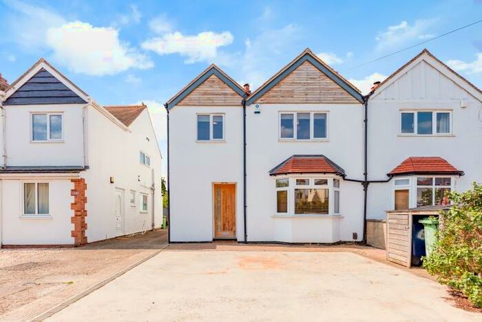 4 Bedroom Semi-Detached House To Rent In Dene Road, Headington, OX3