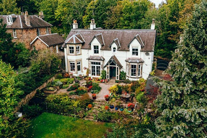 7 Bedroom Detached House For Sale In Torsonce Road, Eskbank, EH22