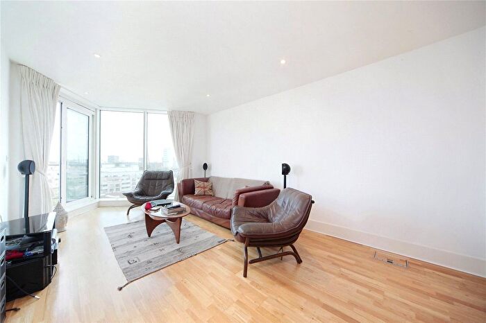 2 Bedroom Flat To Rent In Ensign House, Juniper Drive, SW18