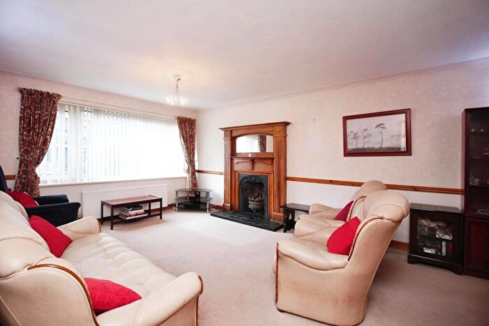 3 Bedroom Detached House For Sale In Harecroft Crescent, Sapcote, LE9