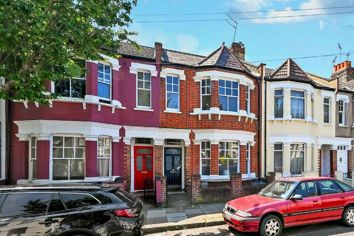 1 Bedroom Flat To Rent In Petley Road, London, W6