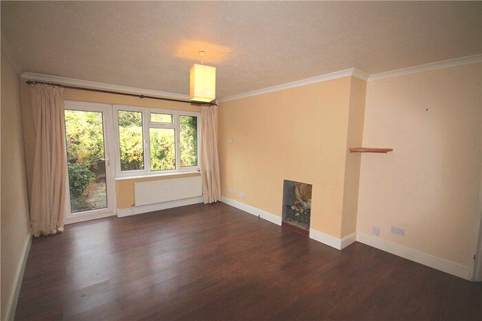 2 Bedroom Maisonette To Rent In Hereford Close, Epsom, Surrey, KT18