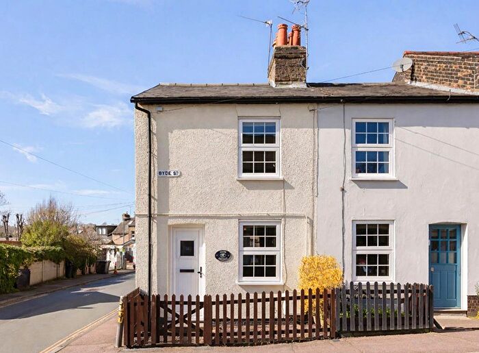 2 Bedroom End Terrace House For Sale In Byde Street, Bengeo, SG14