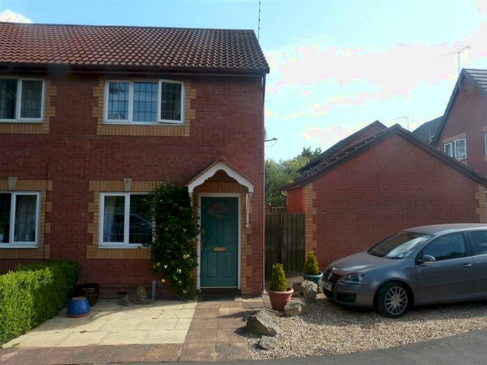 2 Bedroom Semi-Detached House To Rent In Jordan Close, Market Harborough, LE16