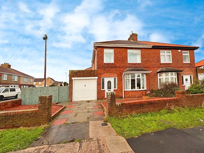 3 Bedroom Semi Detached House For Sale In Fenwick Avenue, Blyth, NE24