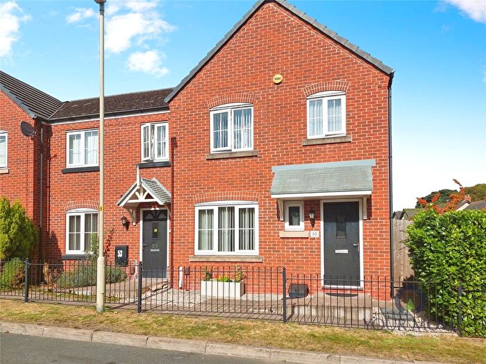 3 Bedroom End Of Terrace House For Sale In King Edmund Street, Dudley, West Midlands, DY1