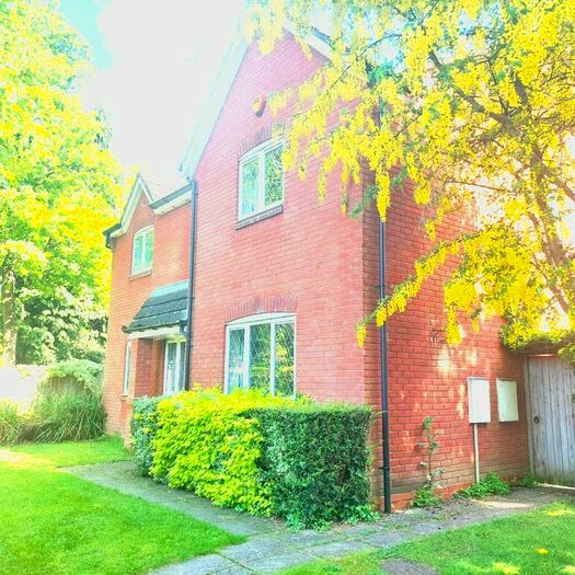 3 Bedroom Detached House To Rent In Broome Gardens, Sutton Coldfield, West Midlands, B75