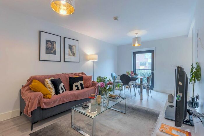 1 Bedroom Flat To Rent In Caspar House, Charlotte Street, Birmingham, B3