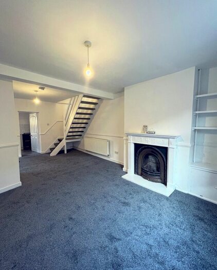 2 Bedroom End Of Terrace House To Rent In Banner Street, Liverpool, Merseyside, L15