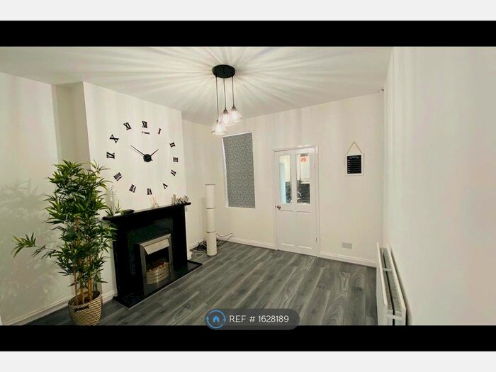 3 Bedroom Terraced House To Rent In Bolingbroke Road, Coventry, CV3