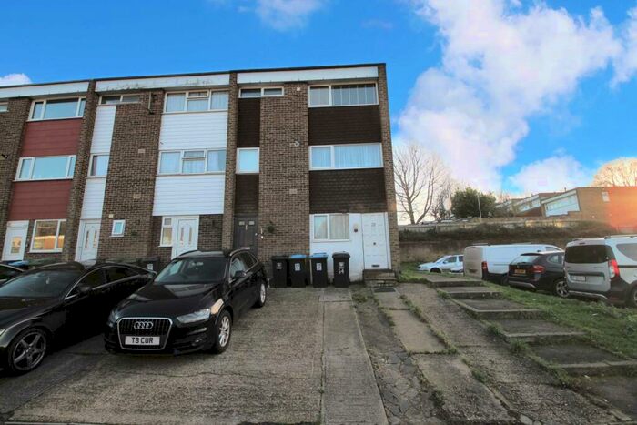 1 Bedroom Maisonette To Rent In Wharfedale, Hemel Hempstead, HP2