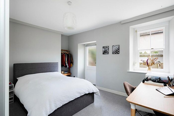 2 Bedroom Flat For Sale In Exeter Buildings, Bristol, BS6