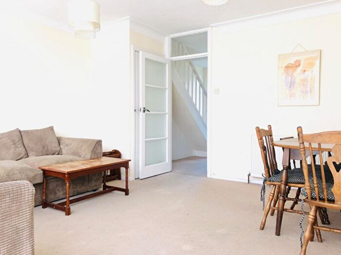 2 Bedroom Maisonette To Rent In Holmlea Court, Chatsworth Road, Croydon, CR0