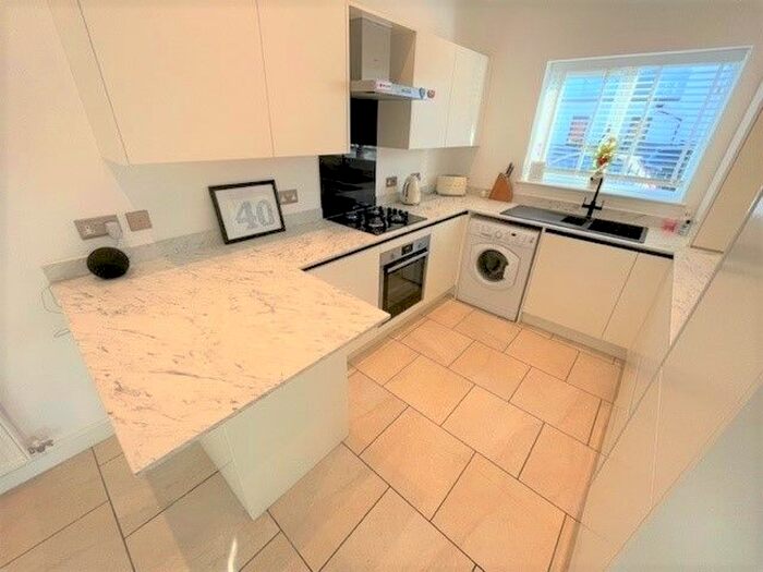 2 Bedroom Flat To Rent In Nook Glade, Grimsargh, Preston, PR2