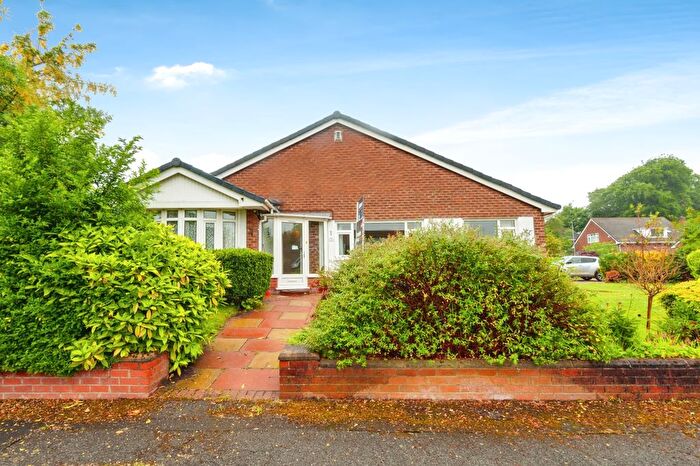3 Bedroom Bungalow For Sale In Villiers Crescent, Eccleston, St. Helens, Merseyside, WA10