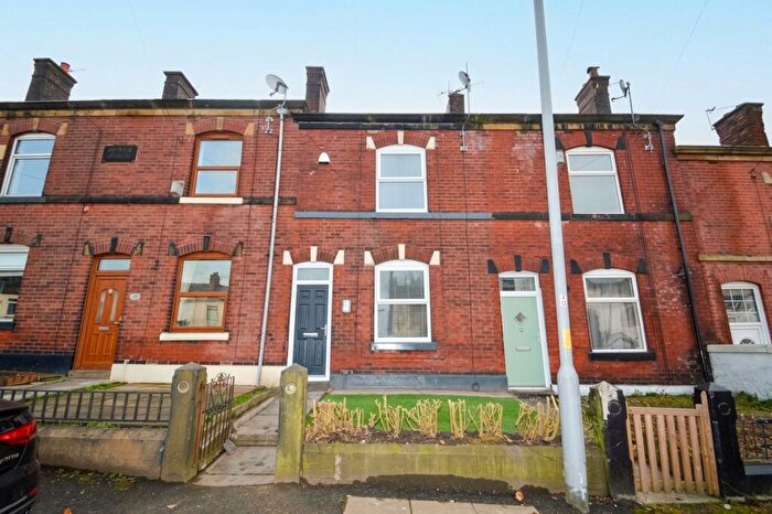 2 Bedroom Terraced House To Rent In Hollins Lane, Bury, BL9