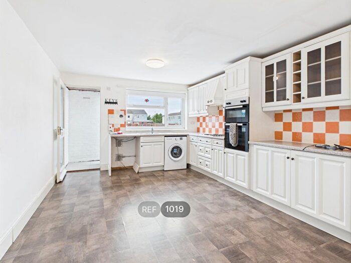 2 Bedroom Terraced House To Rent In Aberdovey Close, Bransholme, Hull, HU7