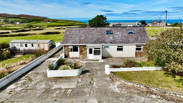 4 Bedroom Detached Bungalow For Sale In Aberdaron, Pwllheli, LL53