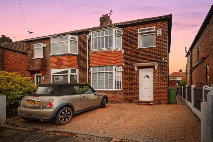 3 Bedroom Semi-Detached House For Sale In Westbourne Road, Denton, Manchester, Greater Manchester, M34
