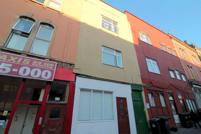 1 Bedroom Flat To Rent In B Lawford Street, St. Philips, Bristol, BS2