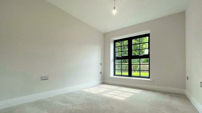 2 Bedroom Apartment To Rent In Pump House, Badgers Walk, Broxbourne, EN10