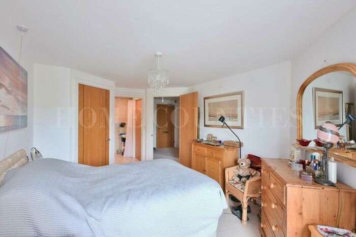 1 Bedroom Retirement Property To Rent In Darkes Lane, Potters Bar, EN6