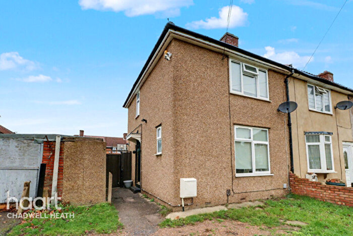 2 Bedroom End Of Terrace House For Sale In Bentry Road, Dagenham, RM8