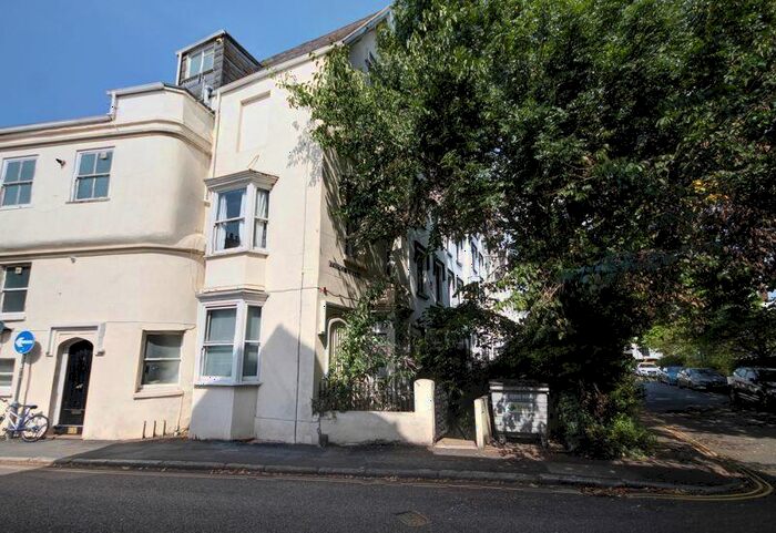1 Bedroom Flat To Rent In Bystock Terrace, Exeter, EX4